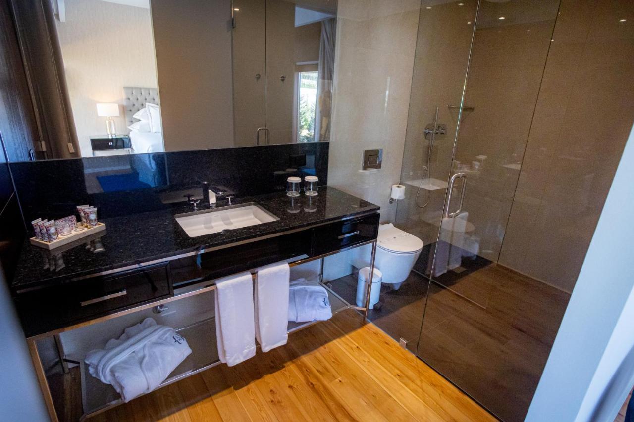 Solar Do Requeijo By Luna Hotels & Resorts Arcos de Valdevez Bagian luar foto Bathroom