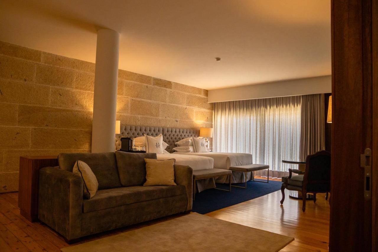 Solar Do Requeijo By Luna Hotels & Resorts Arcos de Valdevez Bagian luar foto A room at the hotel