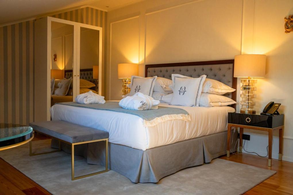 Solar Do Requeijo By Luna Hotels & Resorts Arcos de Valdevez Bagian luar foto A bedroom at the hotel