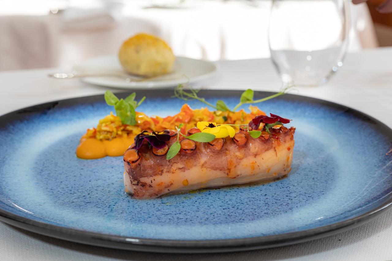Solar Do Requeijo By Luna Hotels & Resorts Arcos de Valdevez Bagian luar foto A modern Spanish tapa
